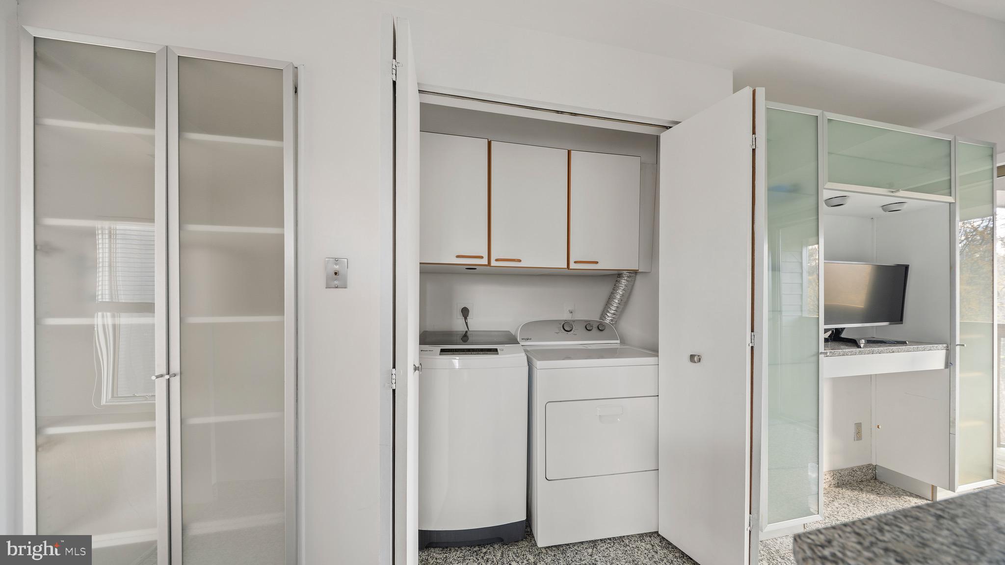 CHESAPEAKE HARBOUR - Residential