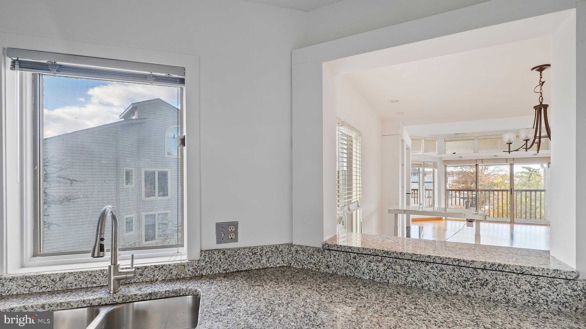 CHESAPEAKE HARBOUR - Residential