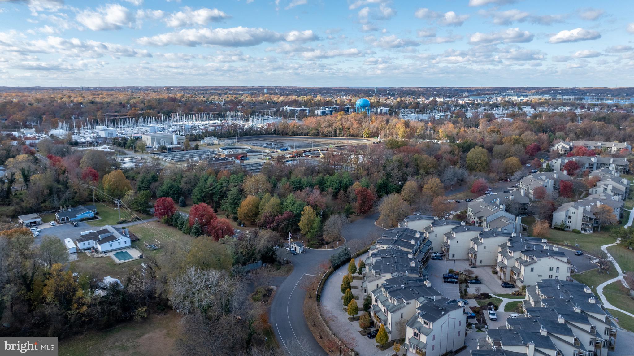 CHESAPEAKE HARBOUR - Residential