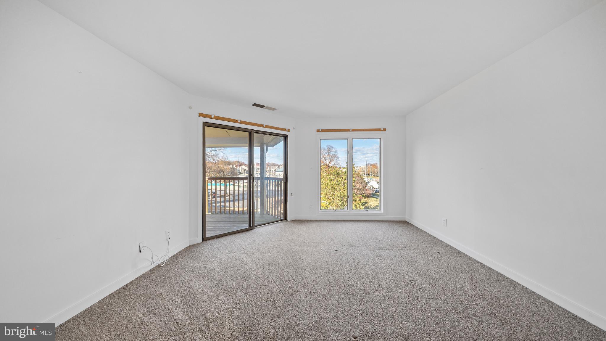 CHESAPEAKE HARBOUR - Residential