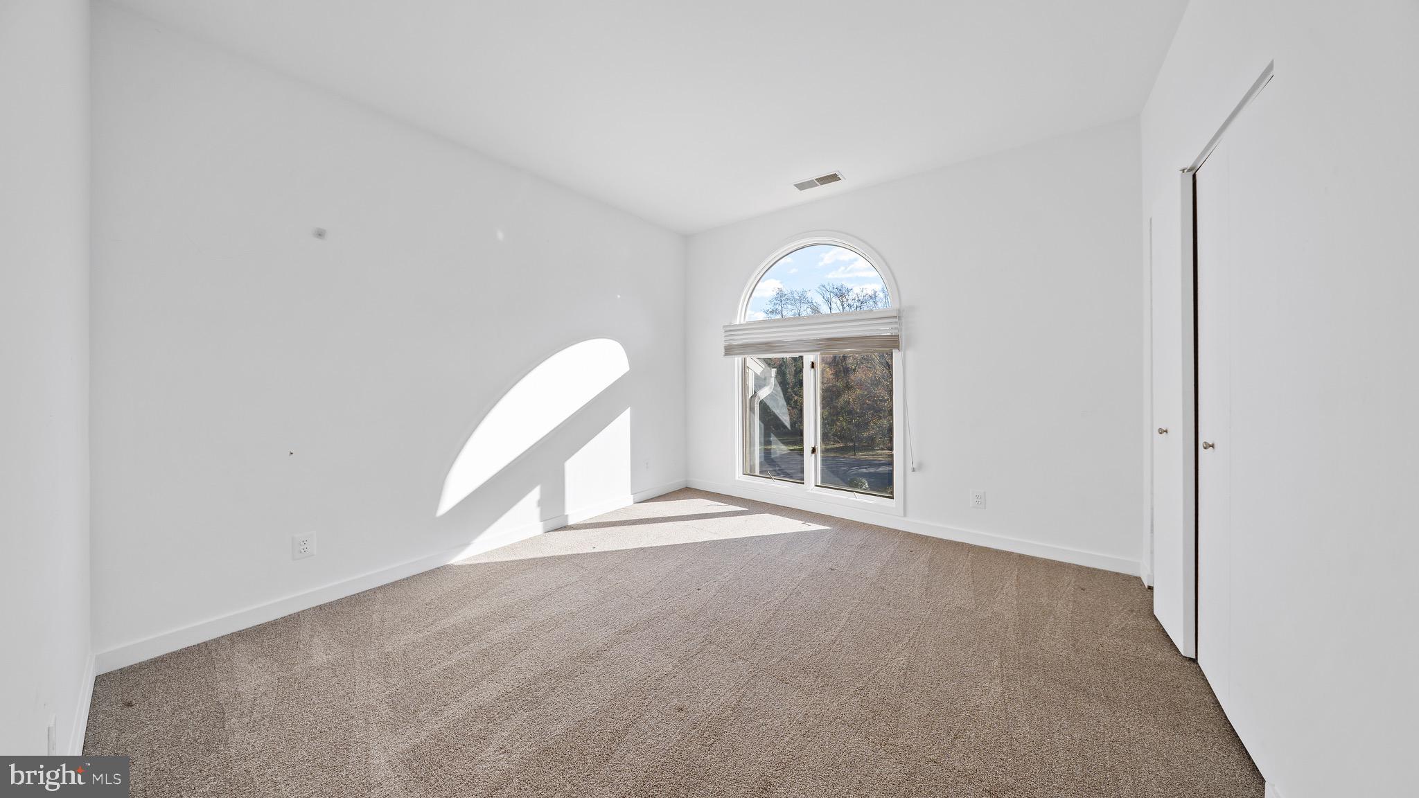 CHESAPEAKE HARBOUR - Residential