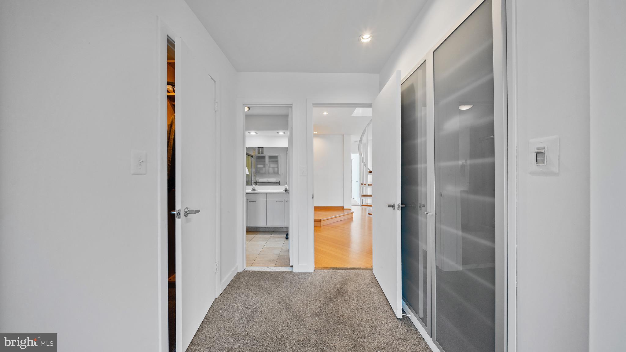 CHESAPEAKE HARBOUR - Residential