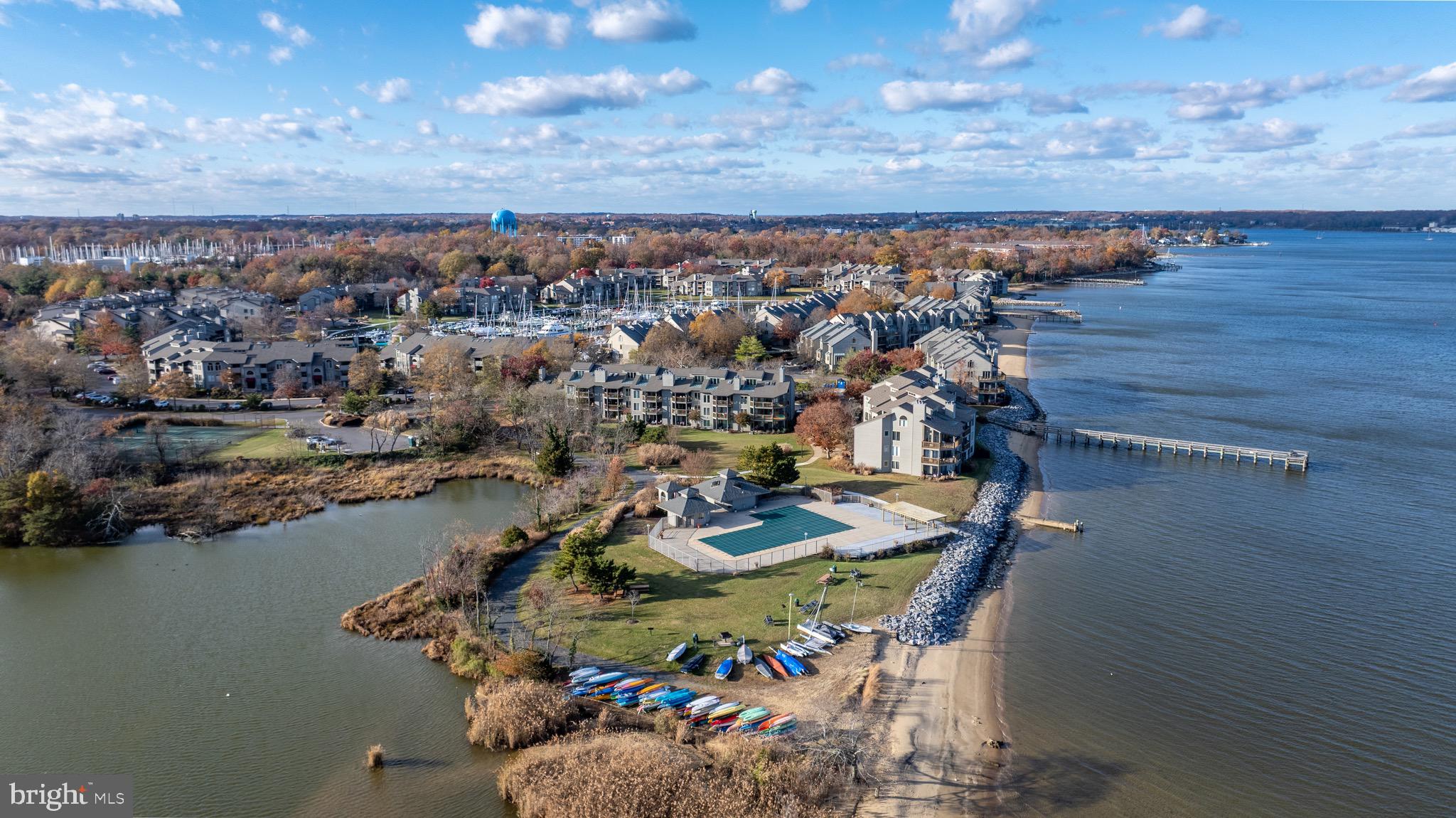 CHESAPEAKE HARBOUR - Residential