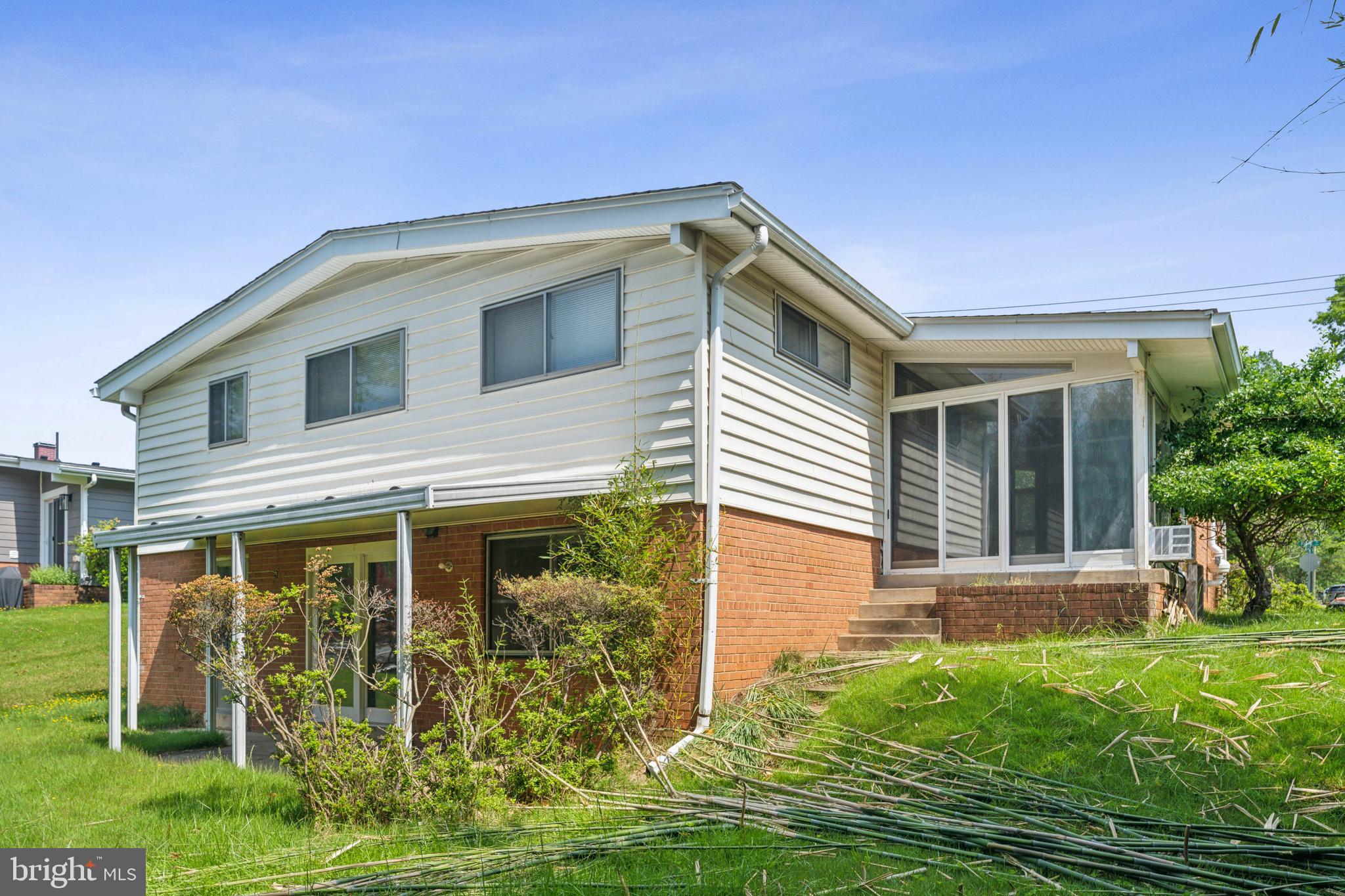 KEMP MILL ESTATES - Residential Lease