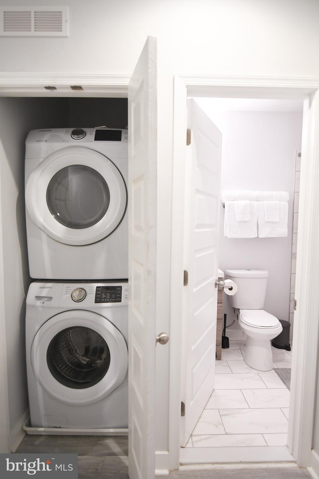 WASHINGTON VILLAGE - Residential