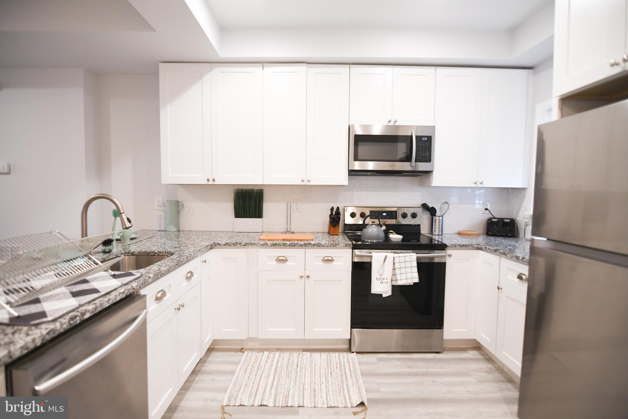 WASHINGTON VILLAGE - Residential