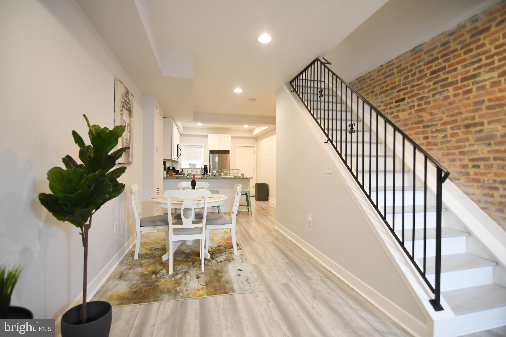 WASHINGTON VILLAGE - Residential