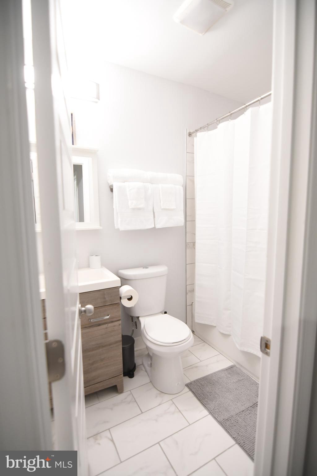 WASHINGTON VILLAGE - Residential