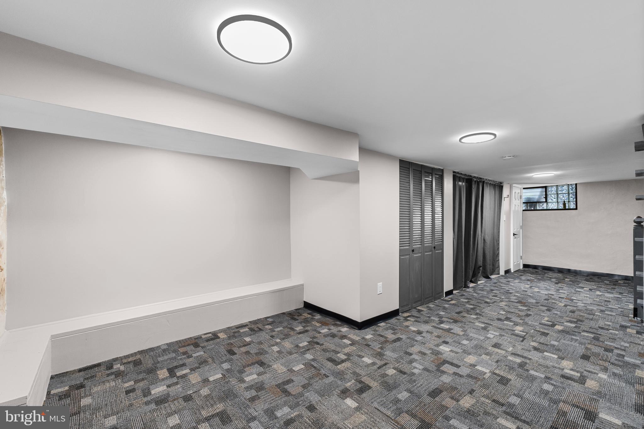 PORT RICHMOND - Residential