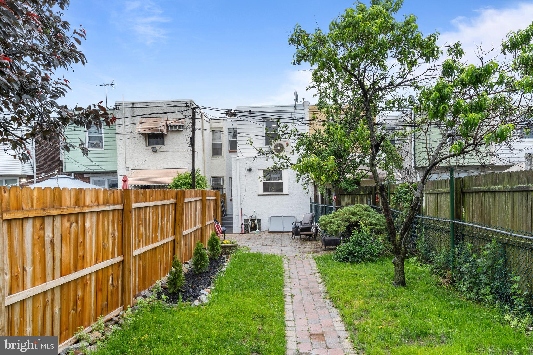 PORT RICHMOND - Residential