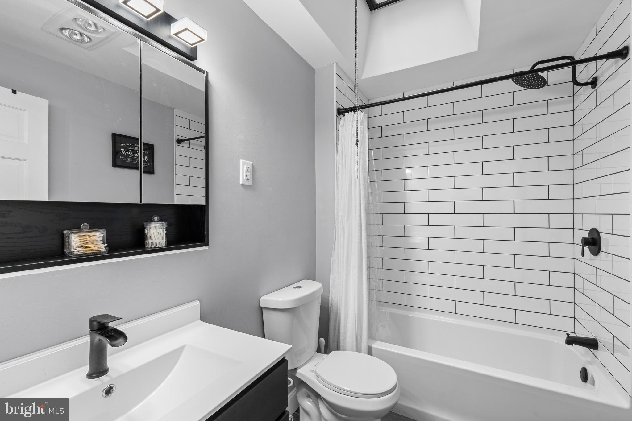 PORT RICHMOND - Residential