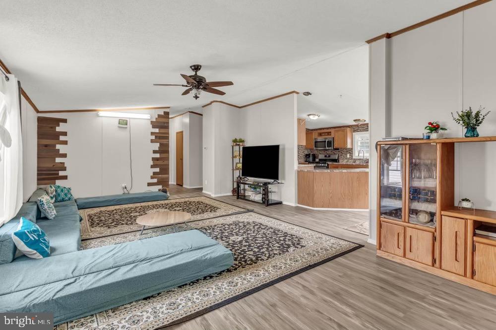 129 TRAILWAY RD