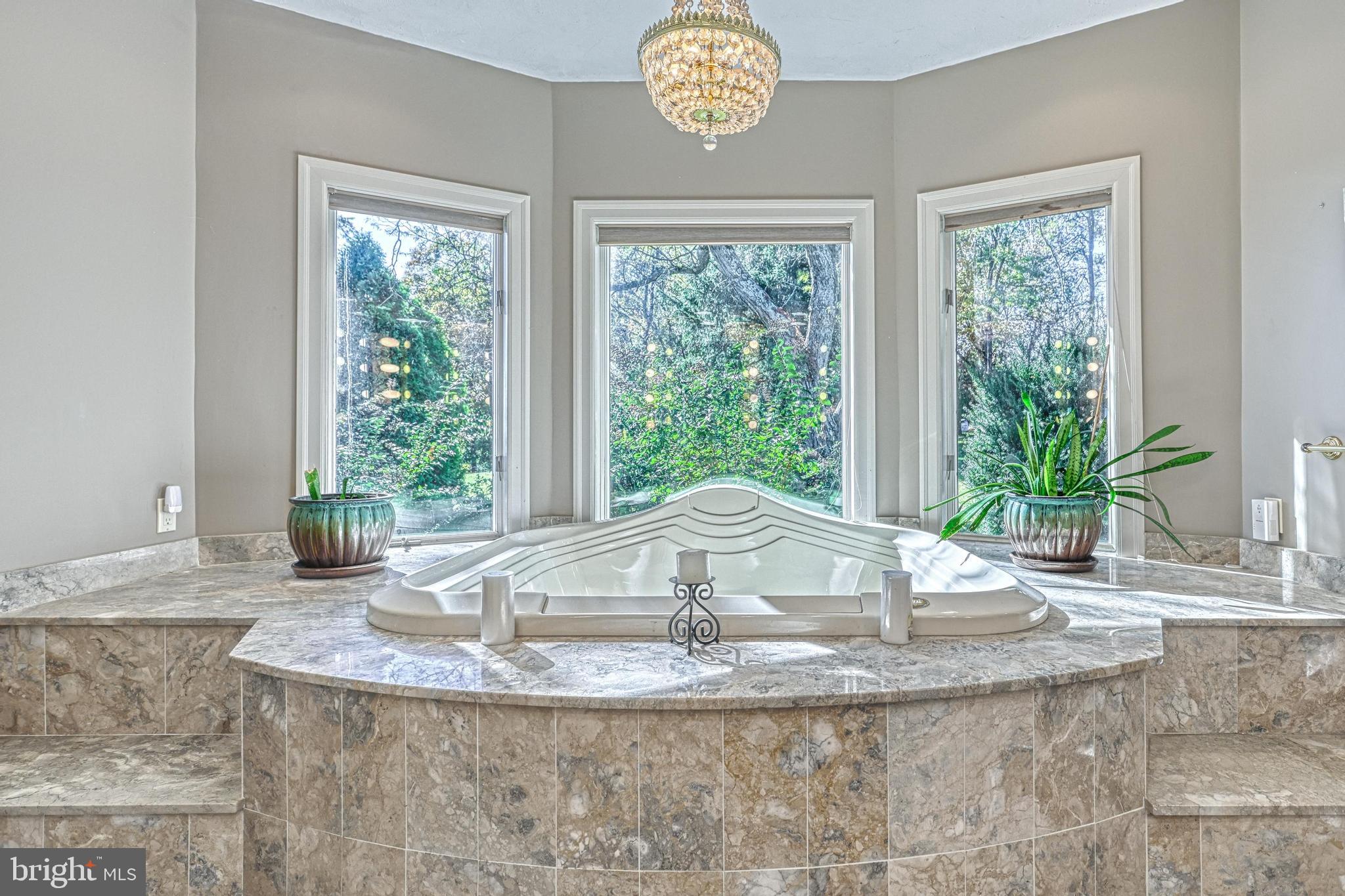 WINDSOR - Residential