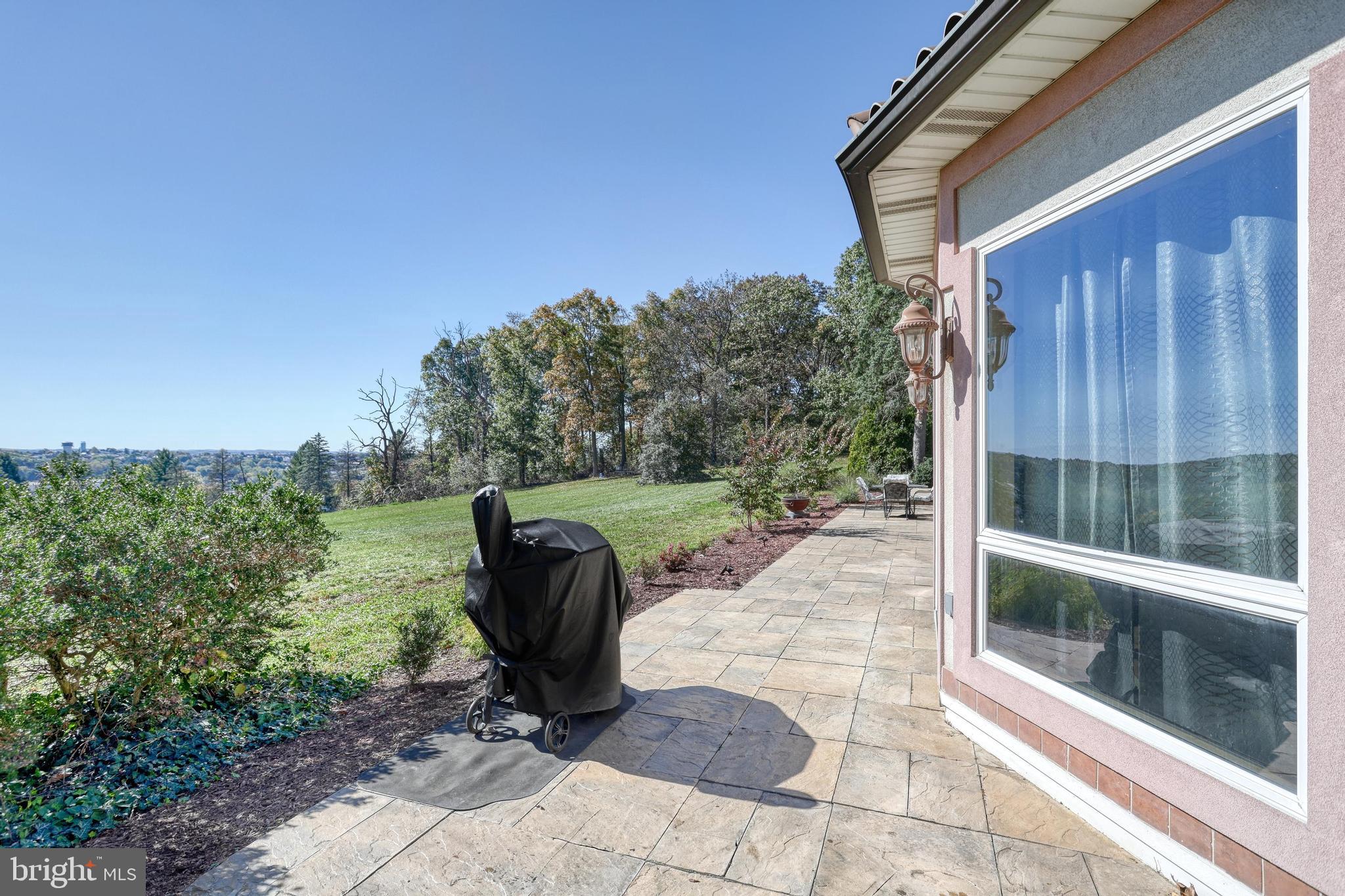 WINDSOR - Residential