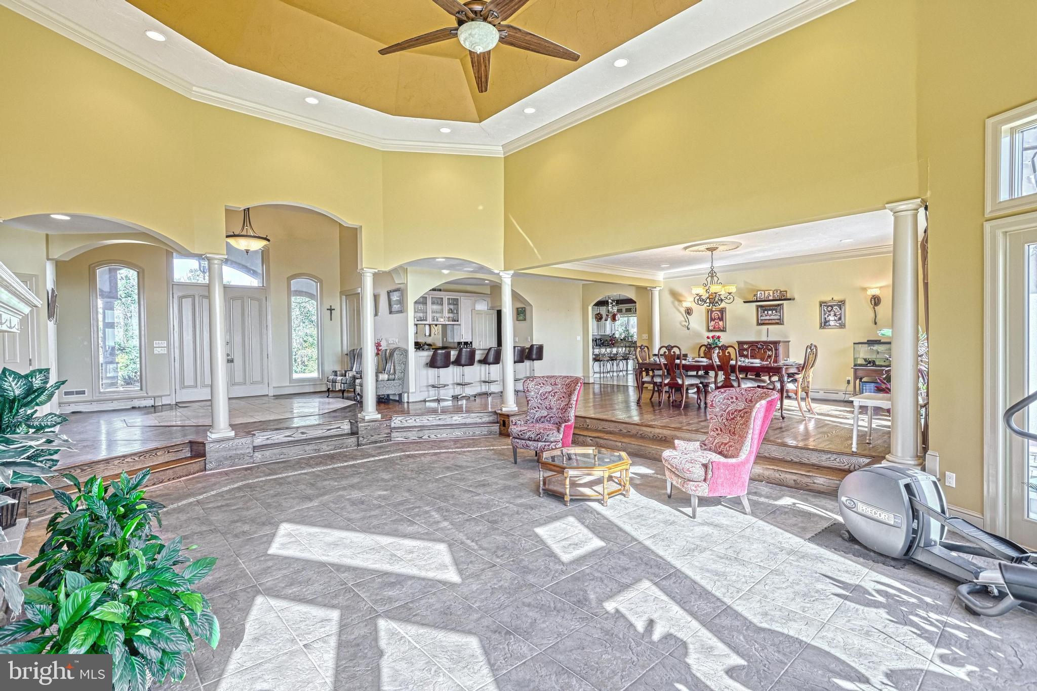 WINDSOR - Residential