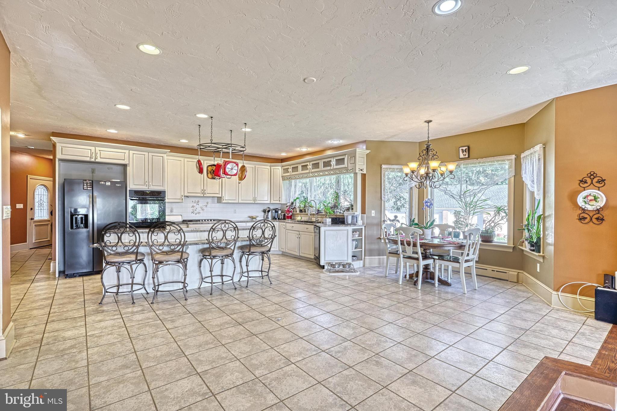 WINDSOR - Residential