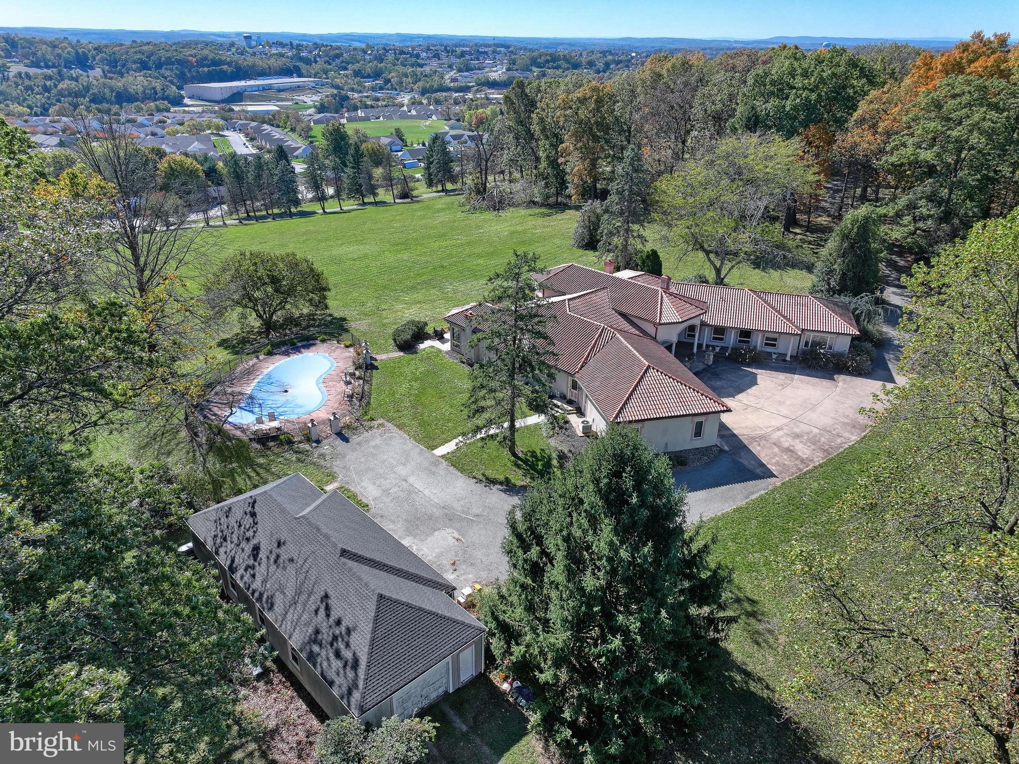 WINDSOR - Residential