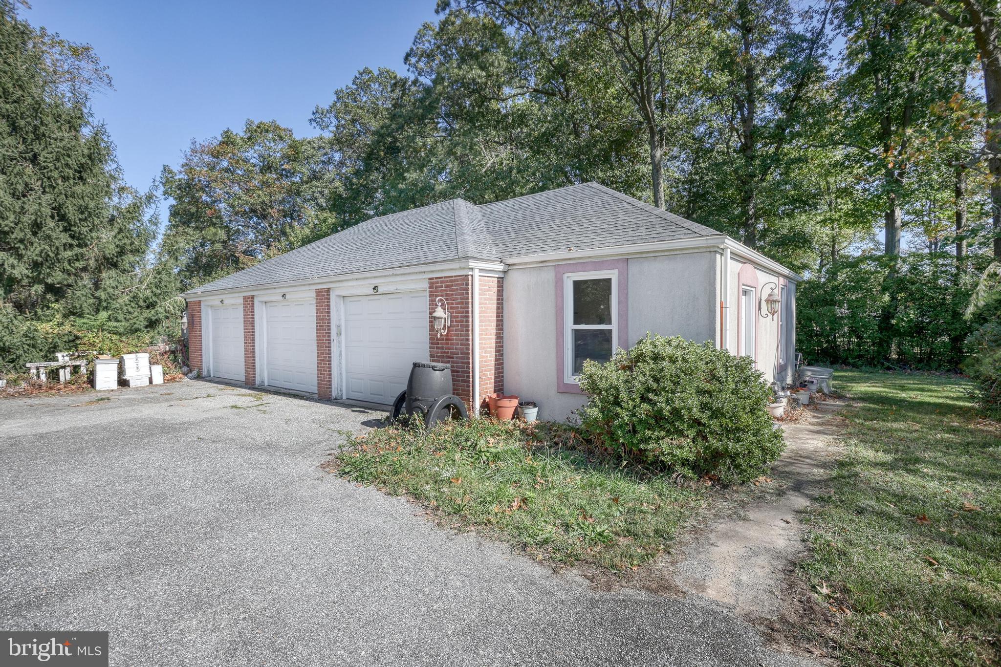 WINDSOR - Residential