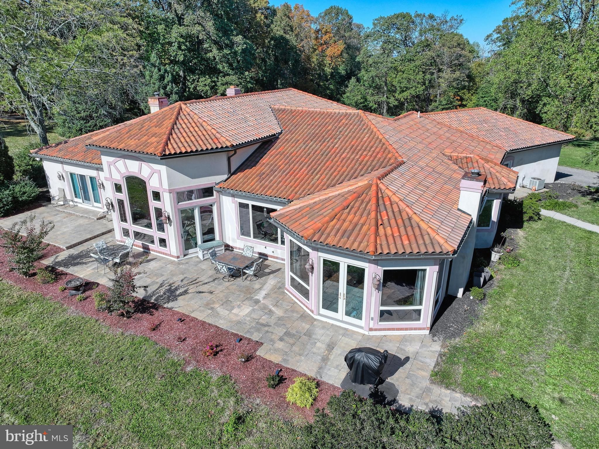 WINDSOR - Residential