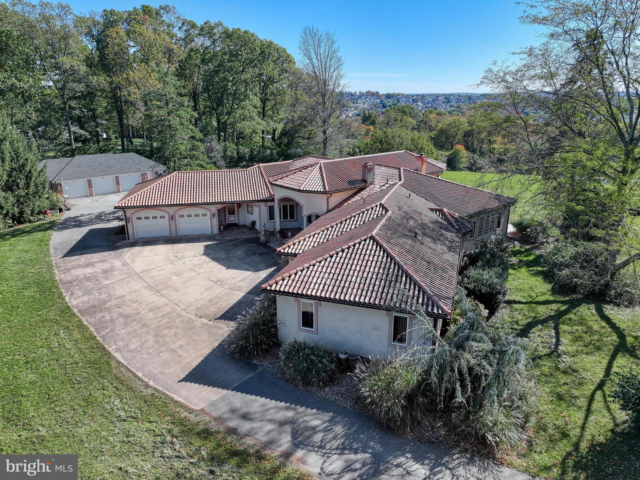 WINDSOR - Residential