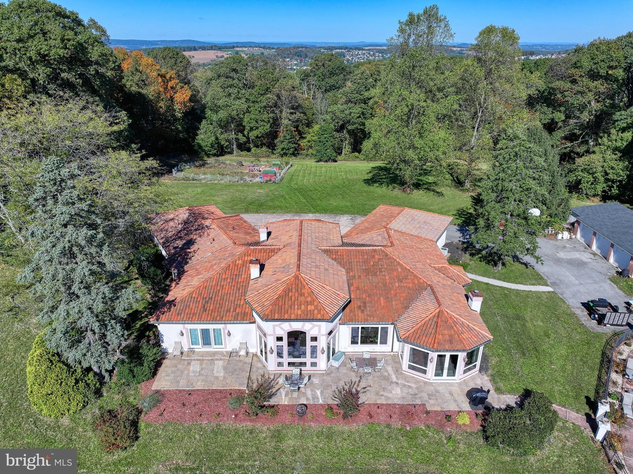 WINDSOR - Residential