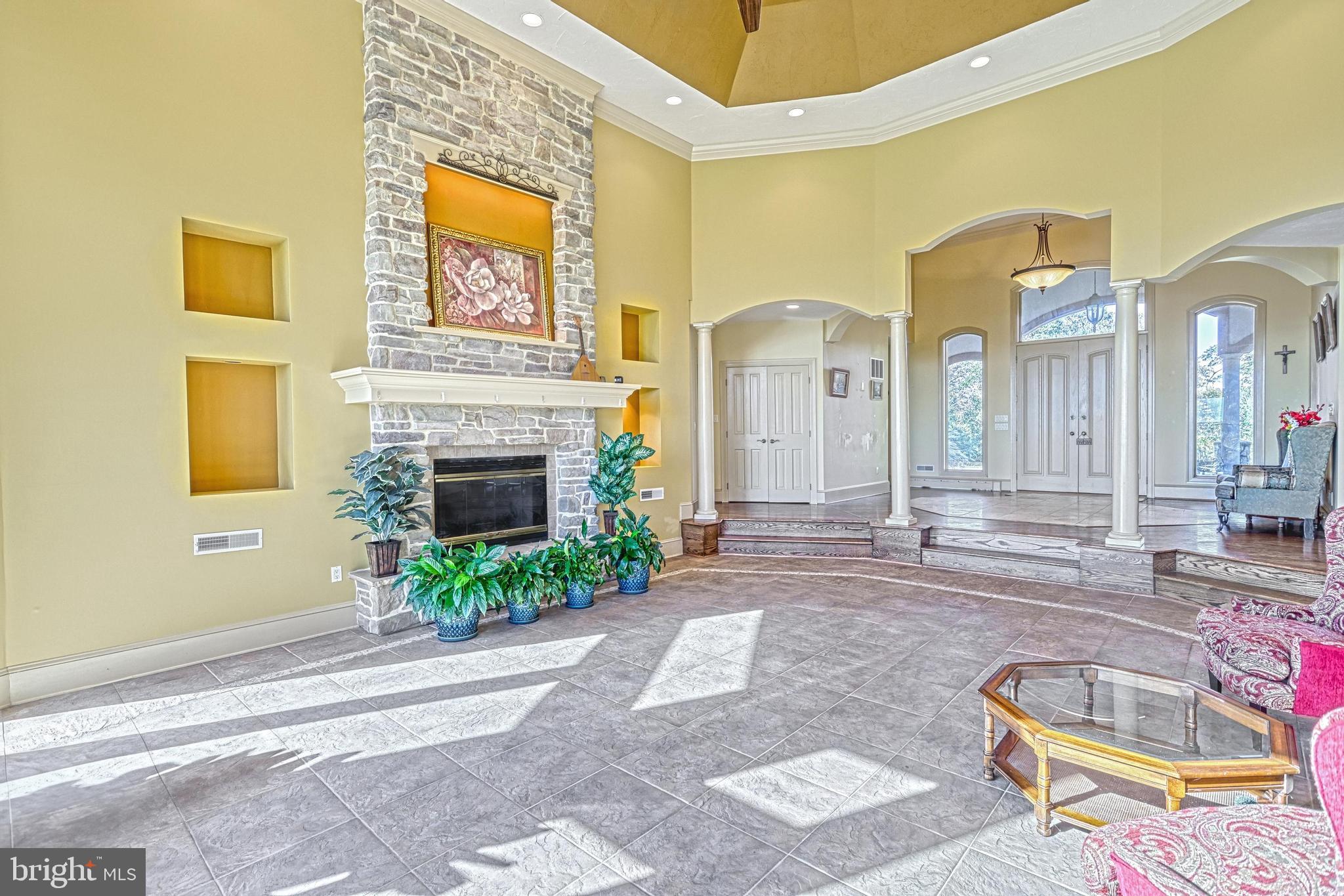 WINDSOR - Residential