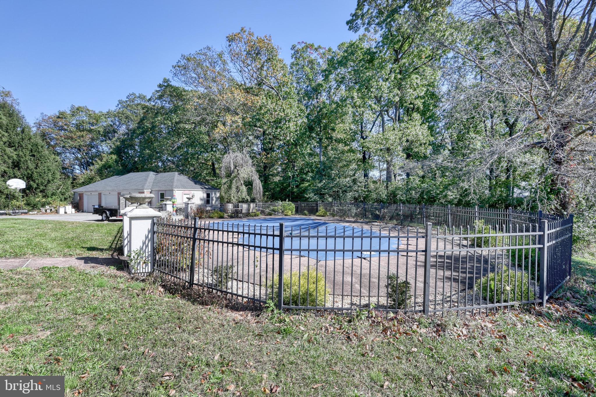 WINDSOR - Residential