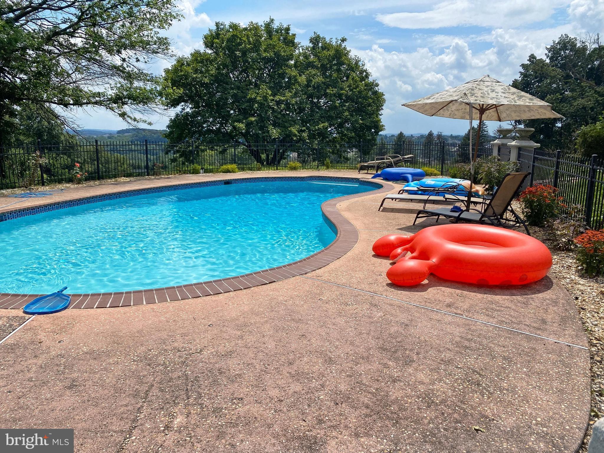 WINDSOR - Residential