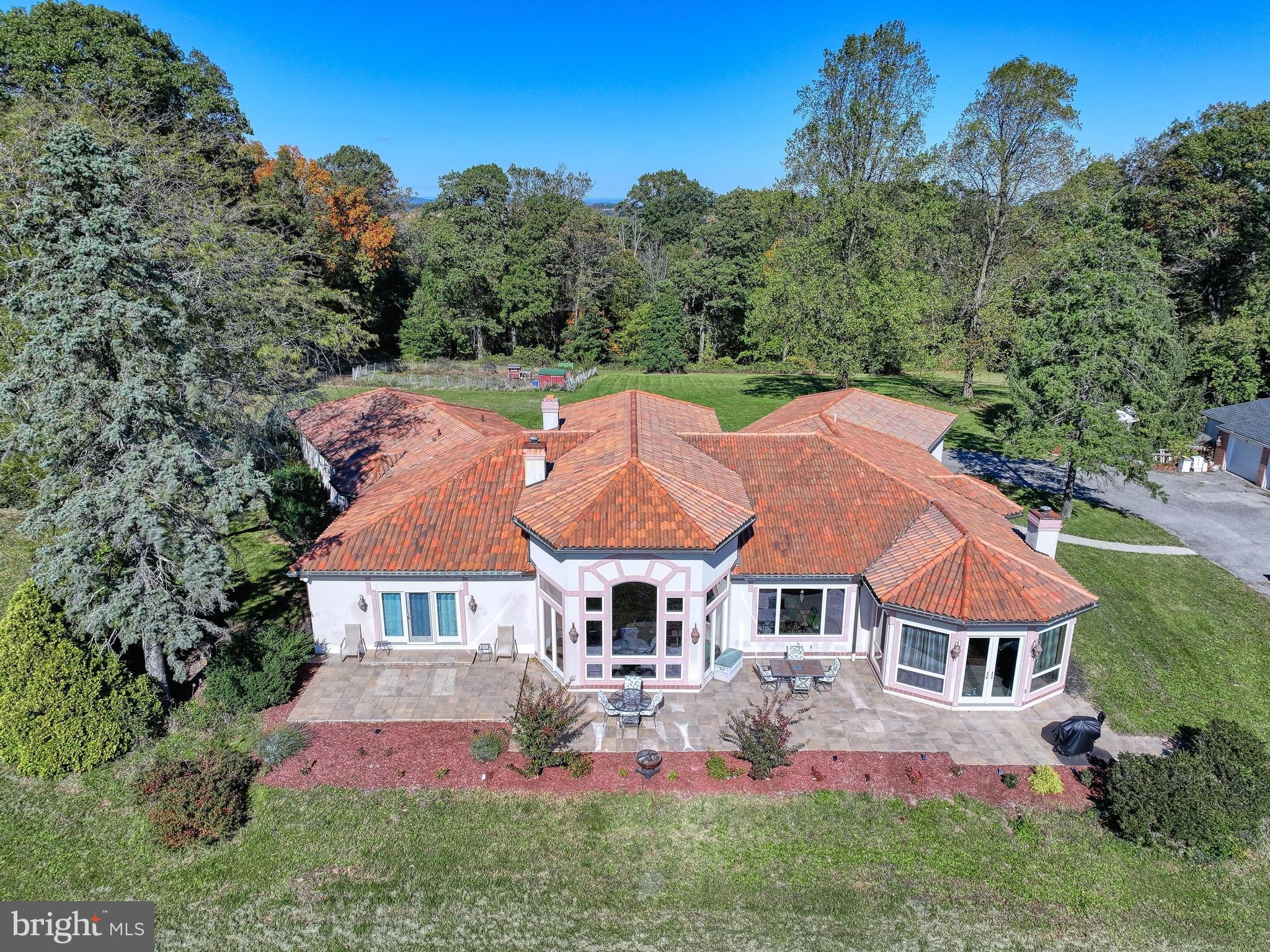 WINDSOR - Residential