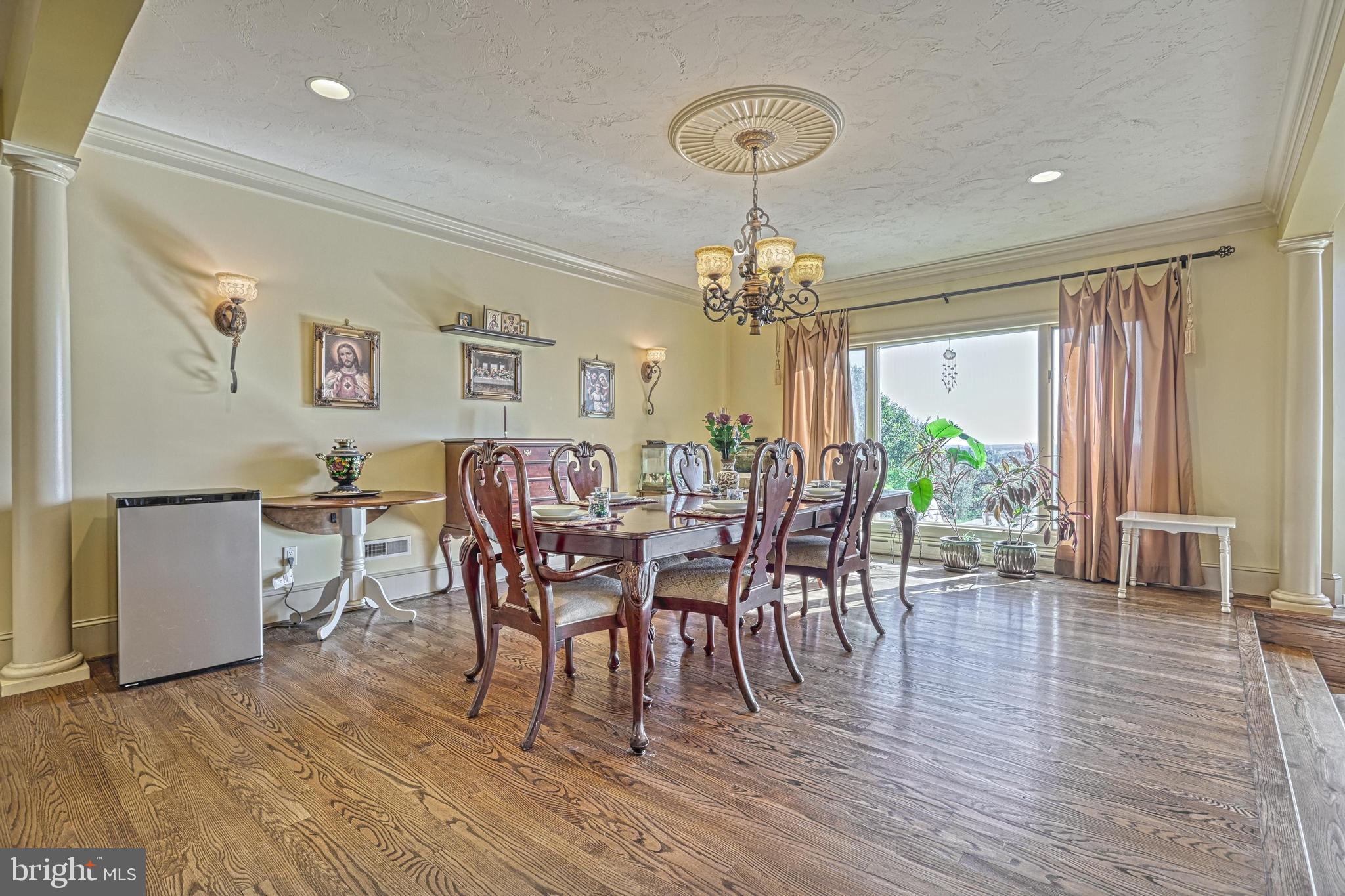 WINDSOR - Residential