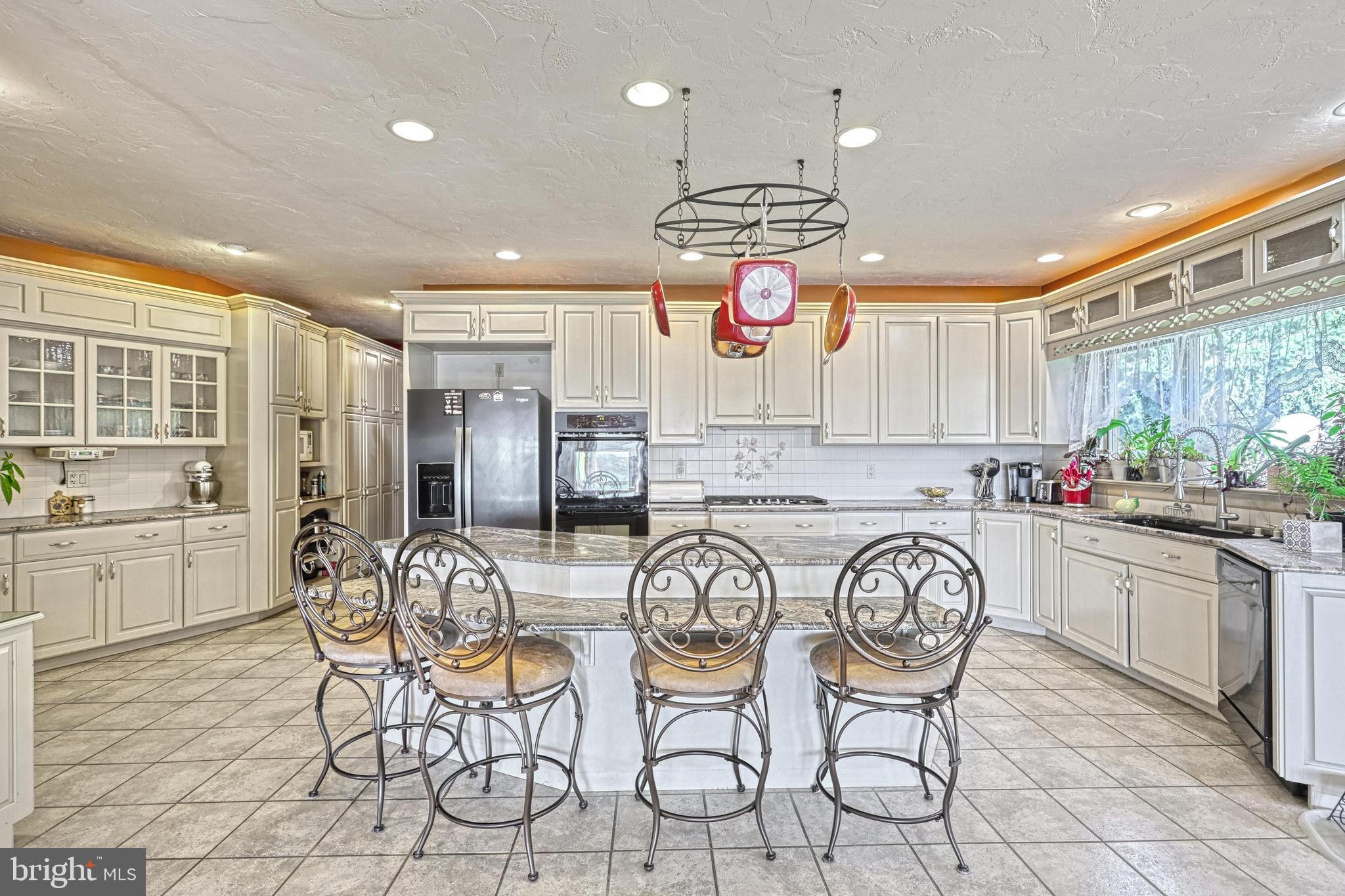 WINDSOR - Residential