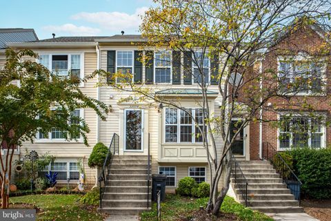 22078 MANNING SQUARE STERLING VA 20166