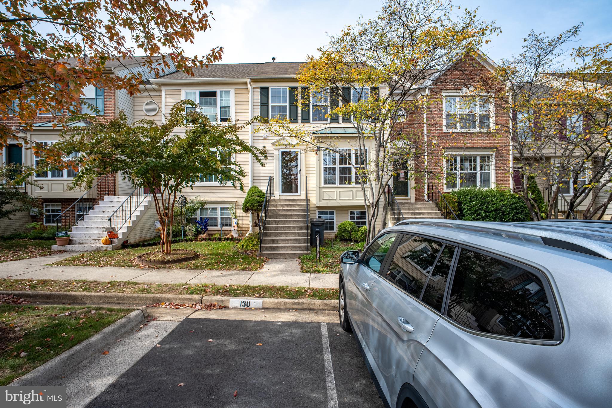 22078 MANNING SQUARE