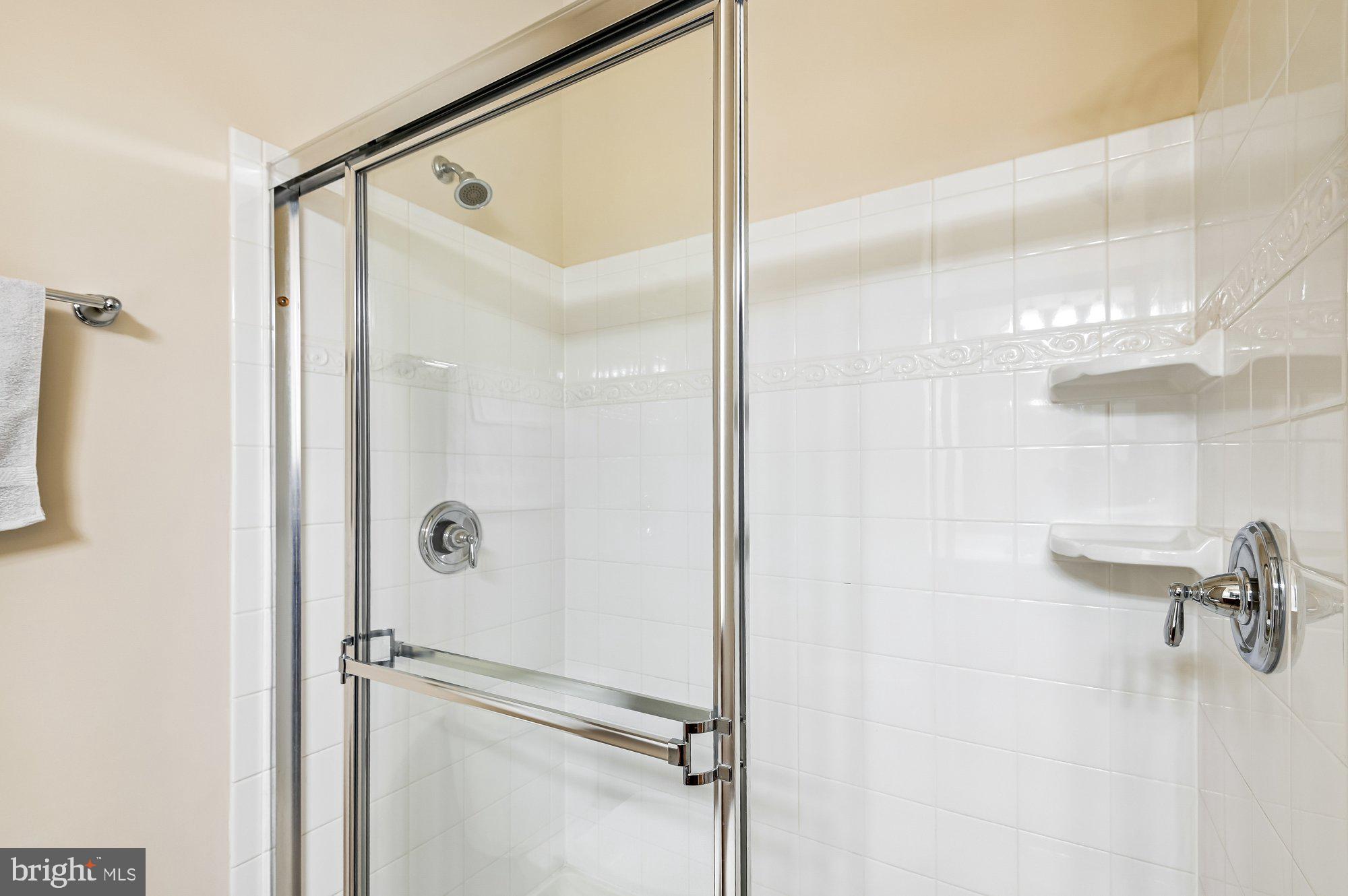 HOWARD SQUARE - Residential