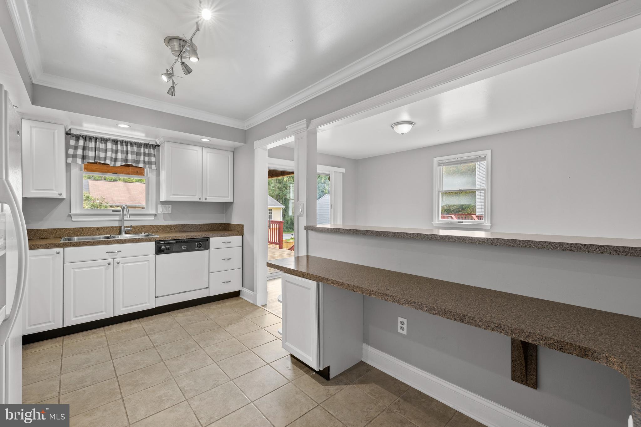 CUB HILL - Residential Lease