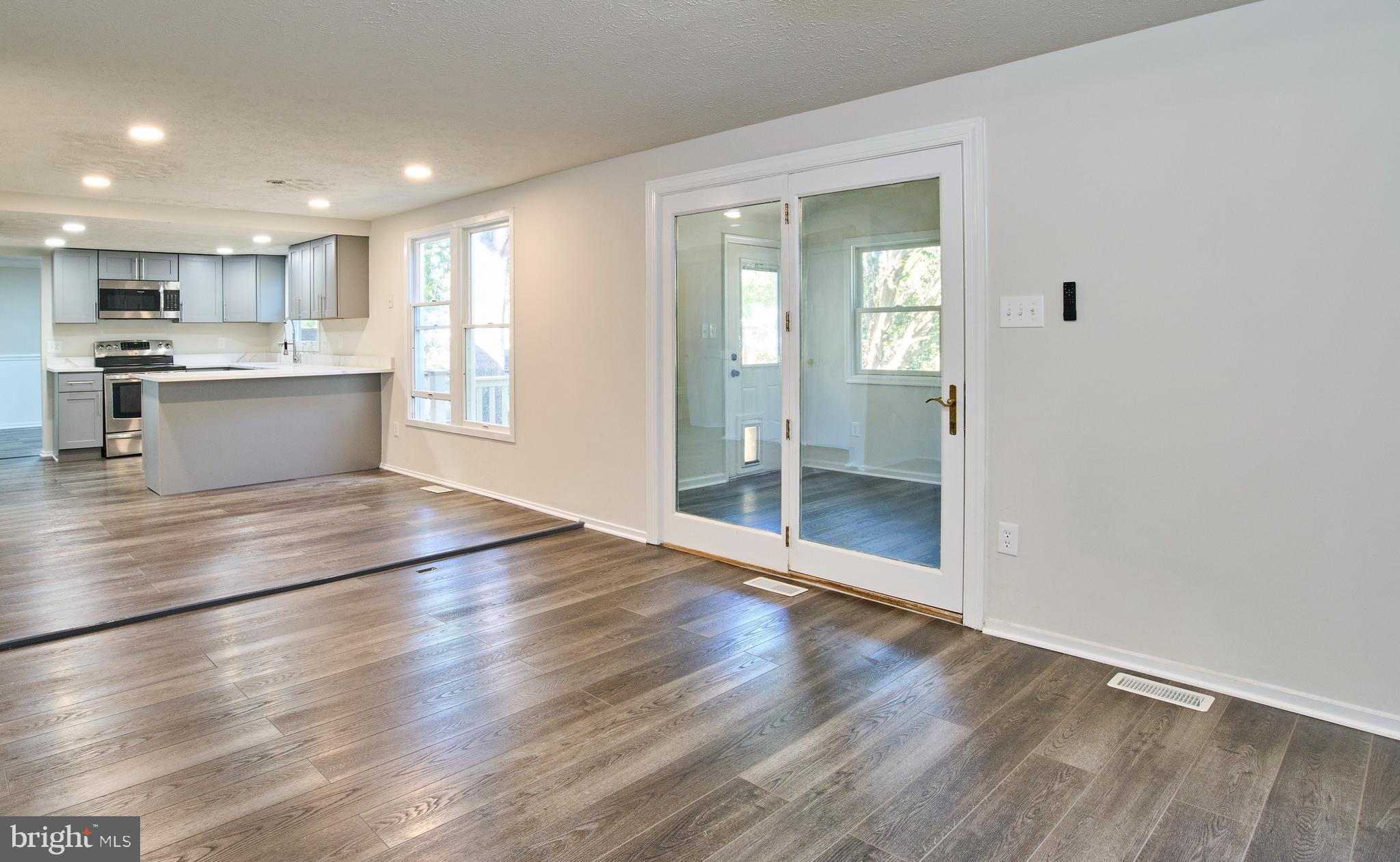 MONTEREY ESTATES - Residential