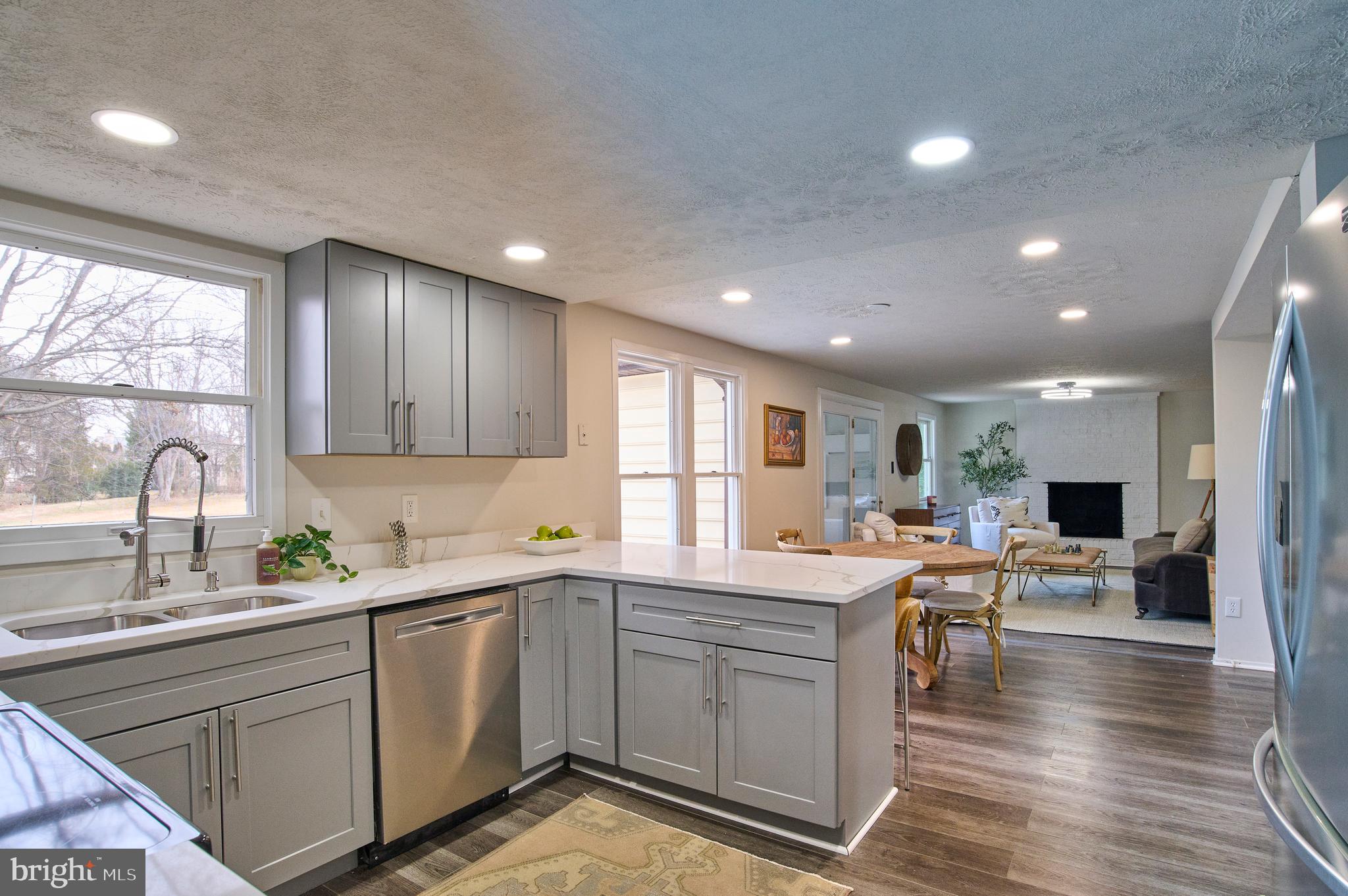 MONTEREY ESTATES - Residential