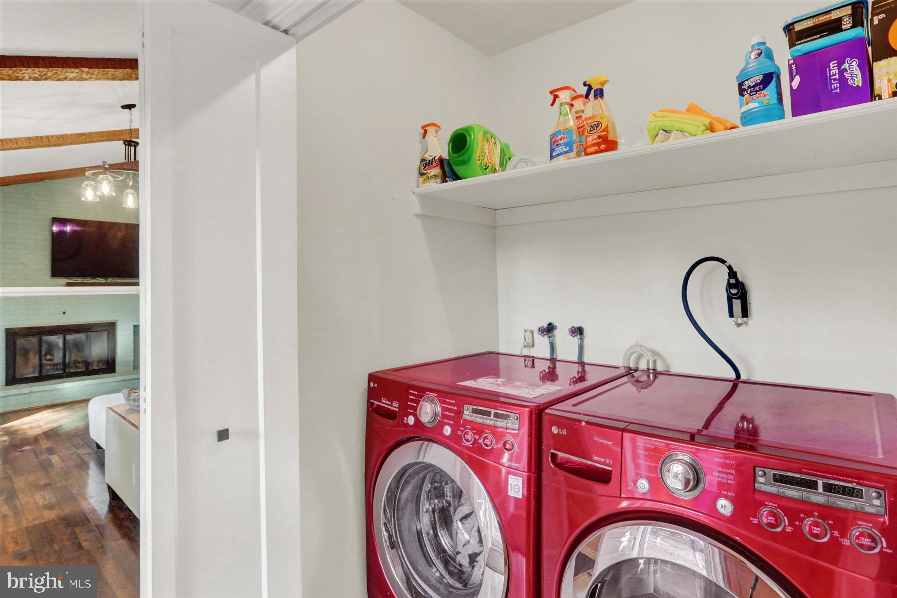 PINEBROOK - Residential