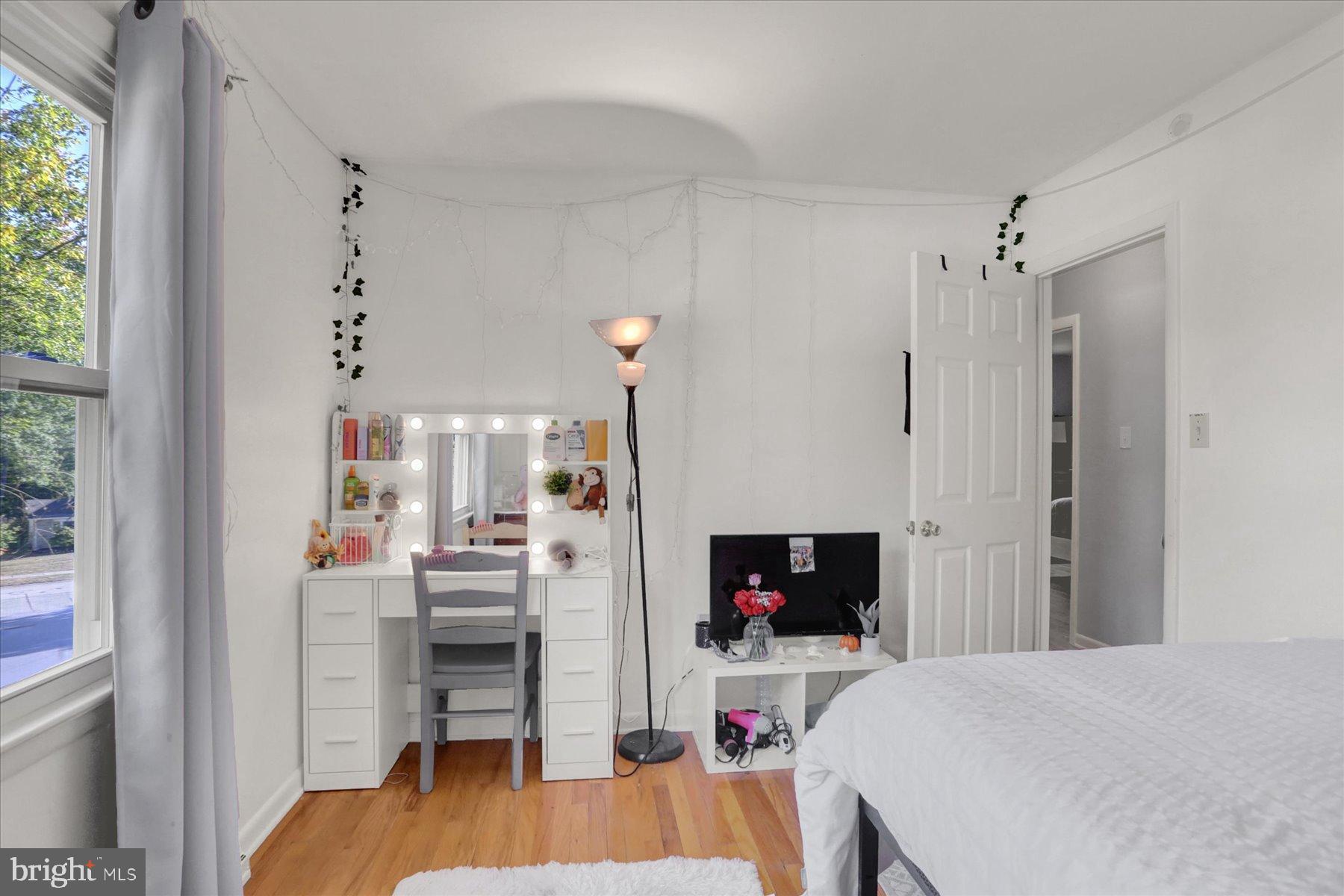 PINEBROOK - Residential