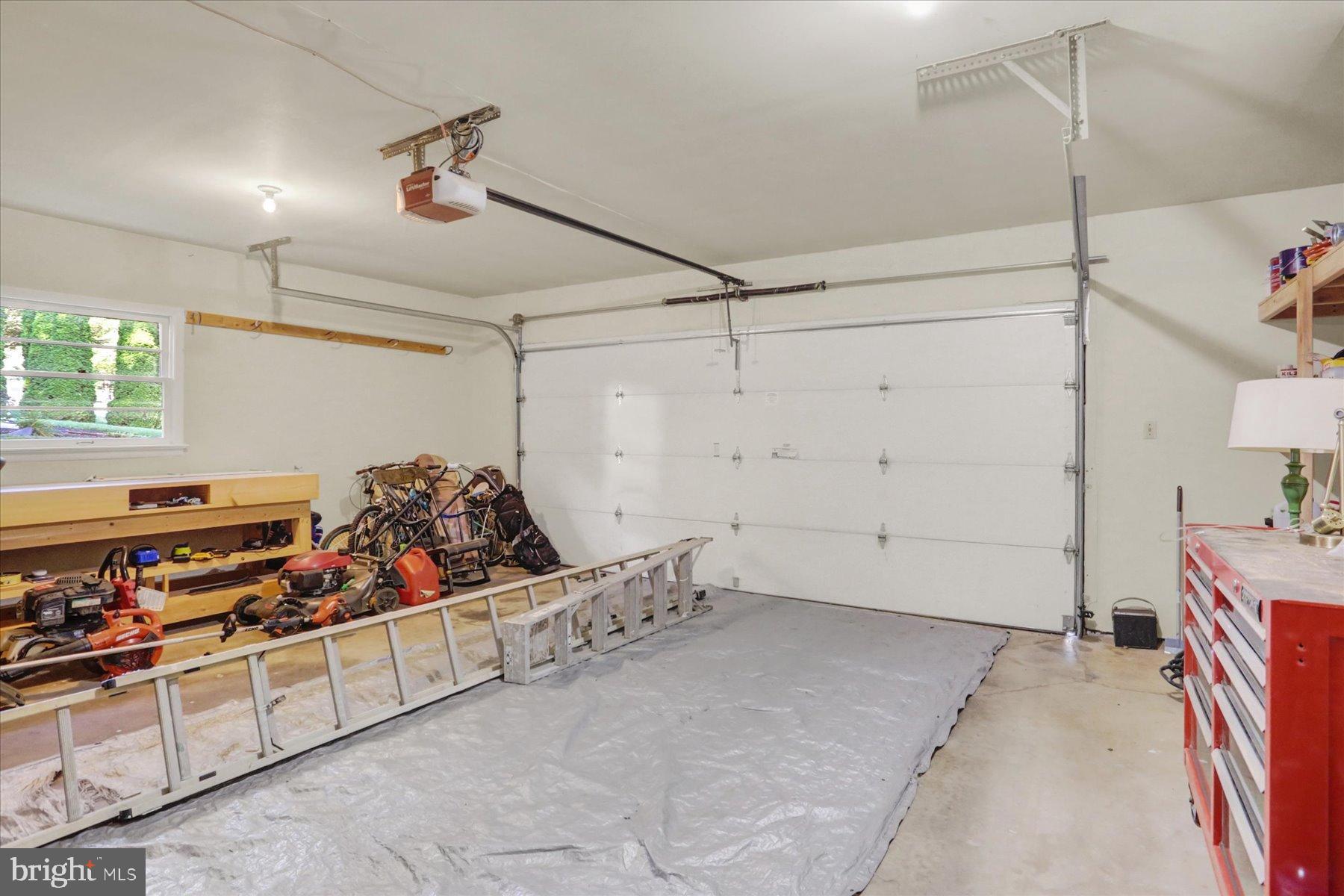 PINEBROOK - Residential