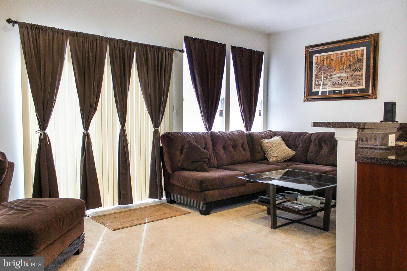 MAZEL - Residential Lease