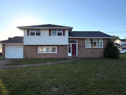 Photo of 5507 Mansion Boulevard, PENNSAUKEN, NJ 08109 (MLS # NJCD2115920)
