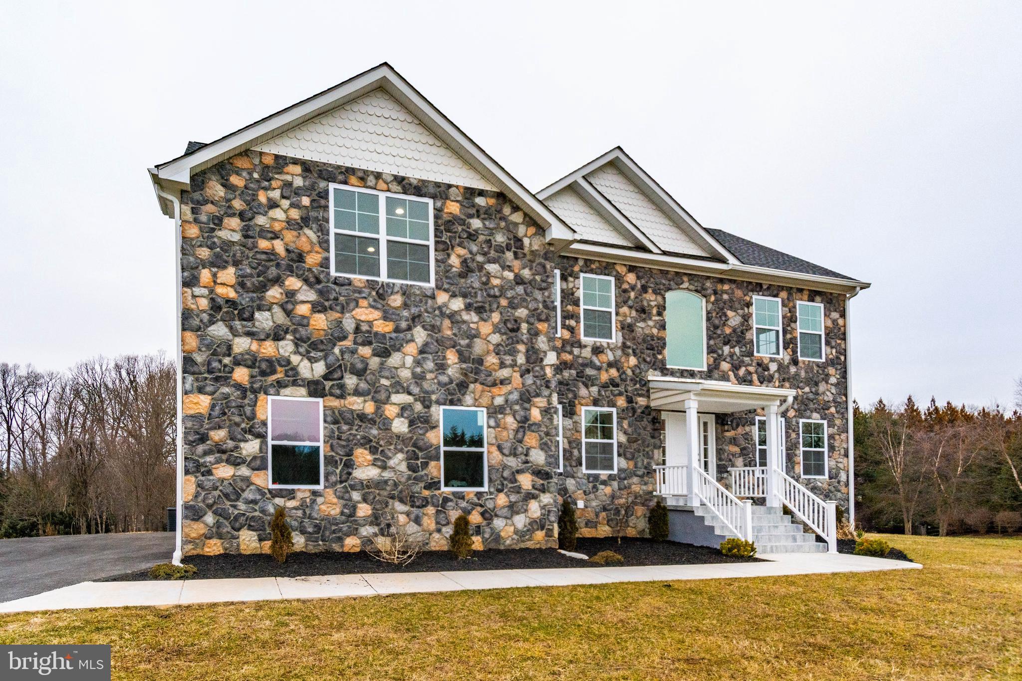 NANCY LEE FARMS - Residential