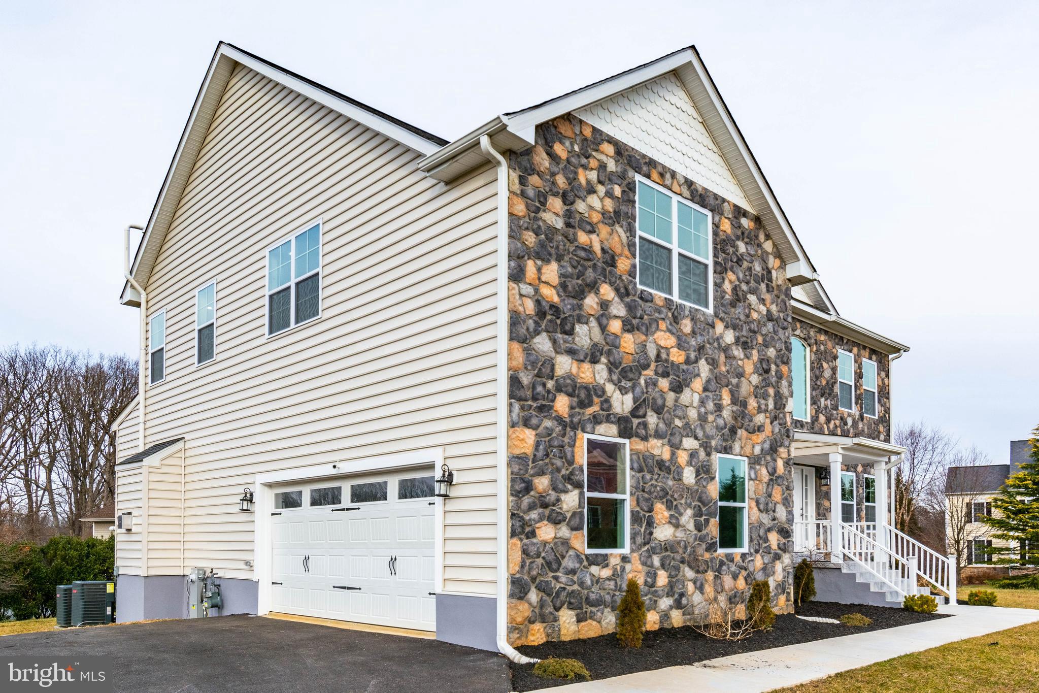 NANCY LEE FARMS - Residential