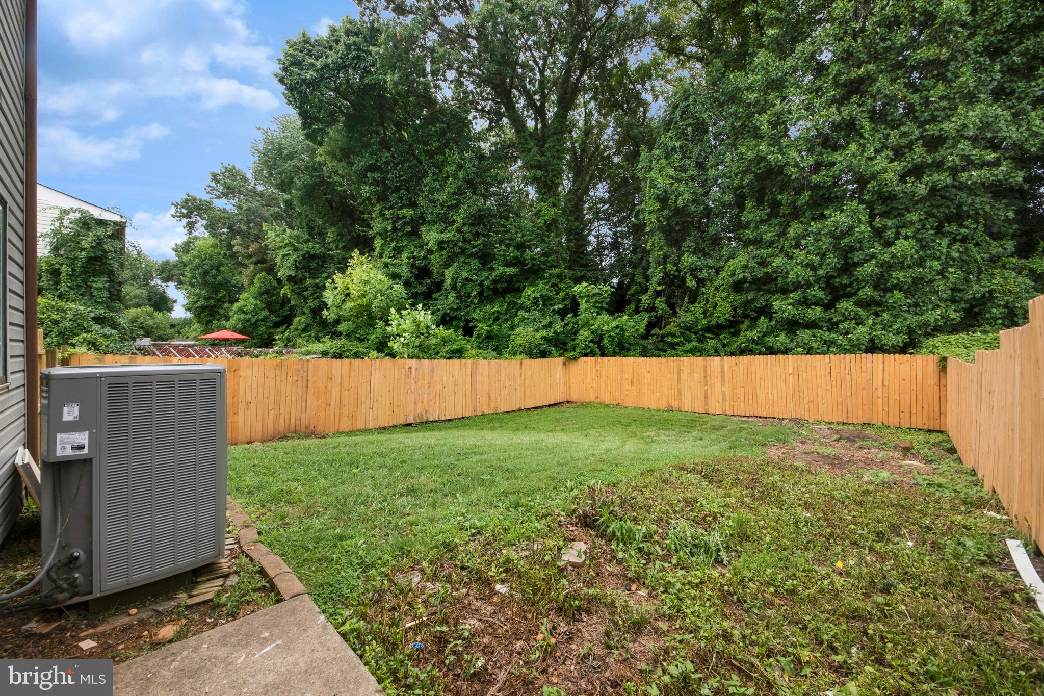 DEERFIELD - Residential Lease