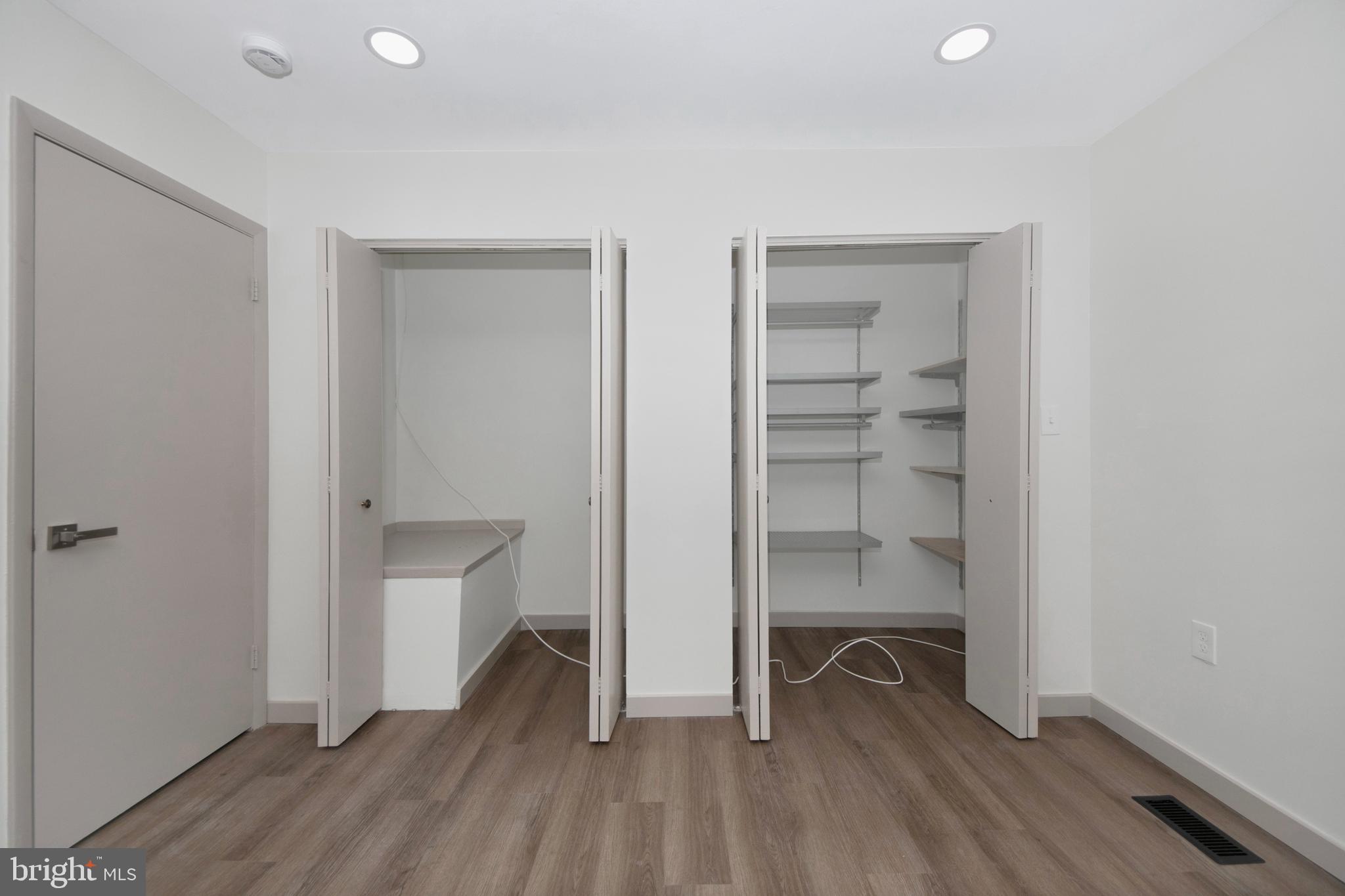 DEERFIELD - Residential Lease