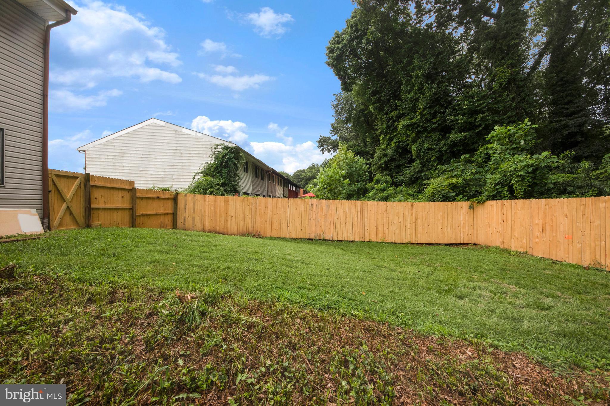 DEERFIELD - Residential Lease