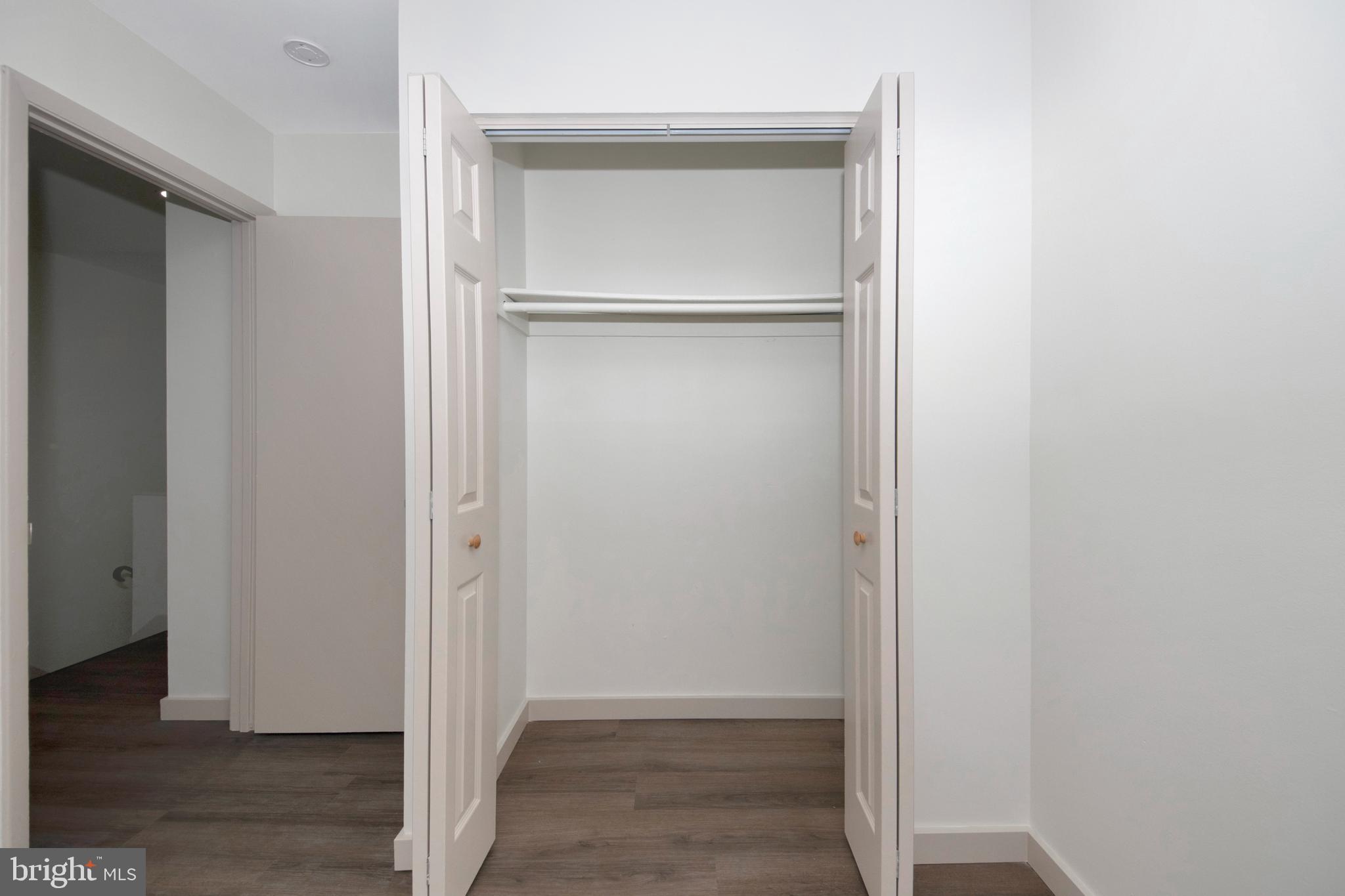 DEERFIELD - Residential Lease