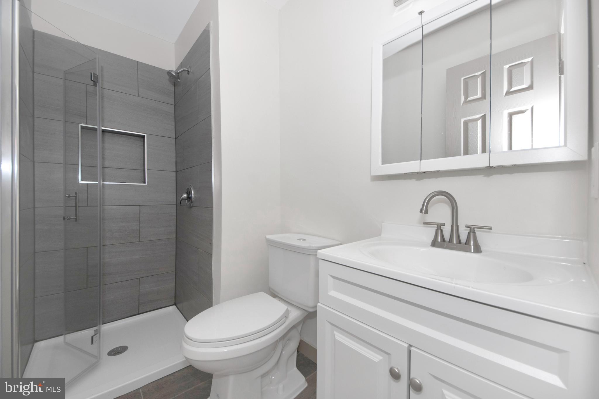 DEERFIELD - Residential Lease