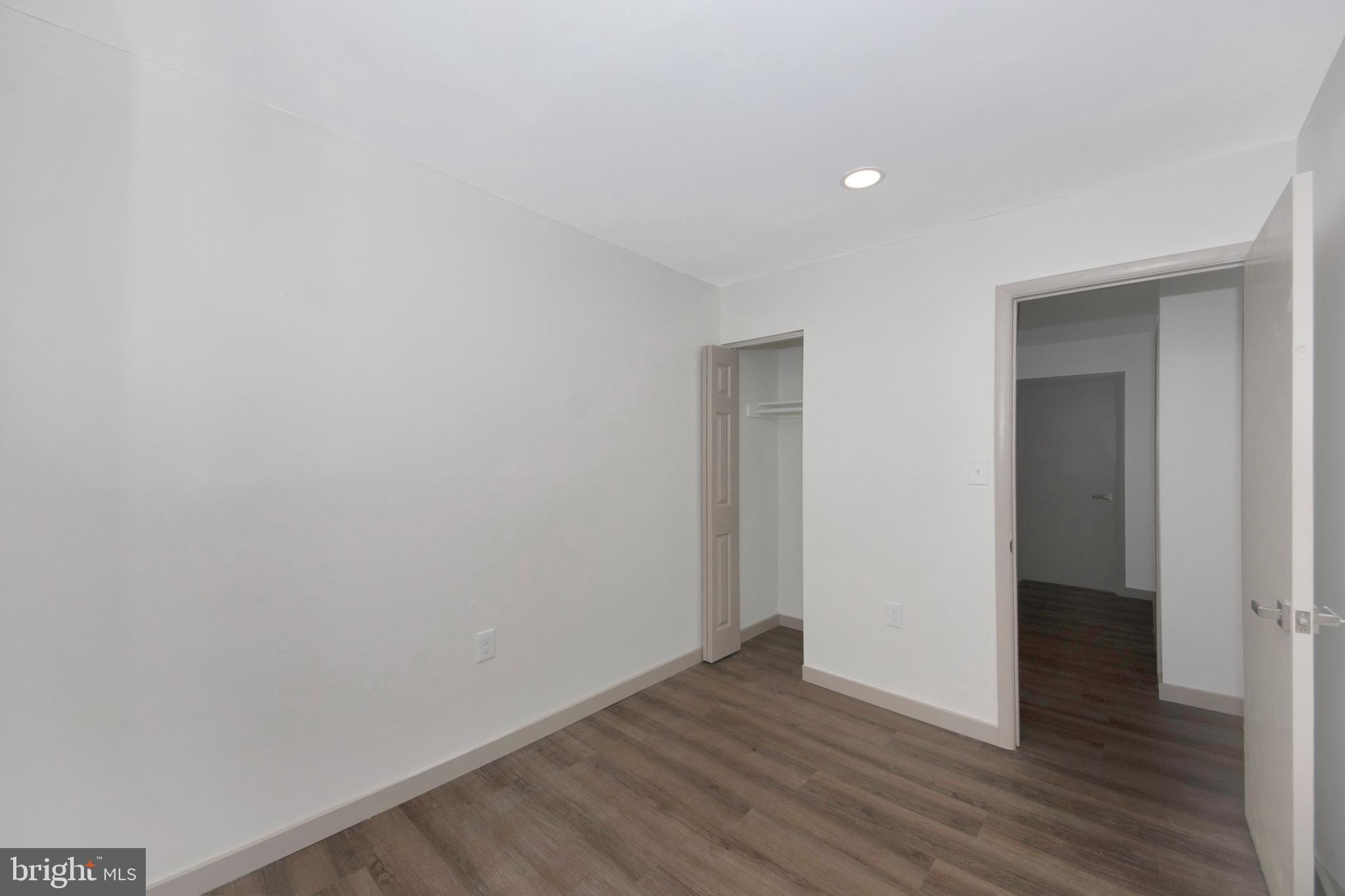 DEERFIELD - Residential Lease